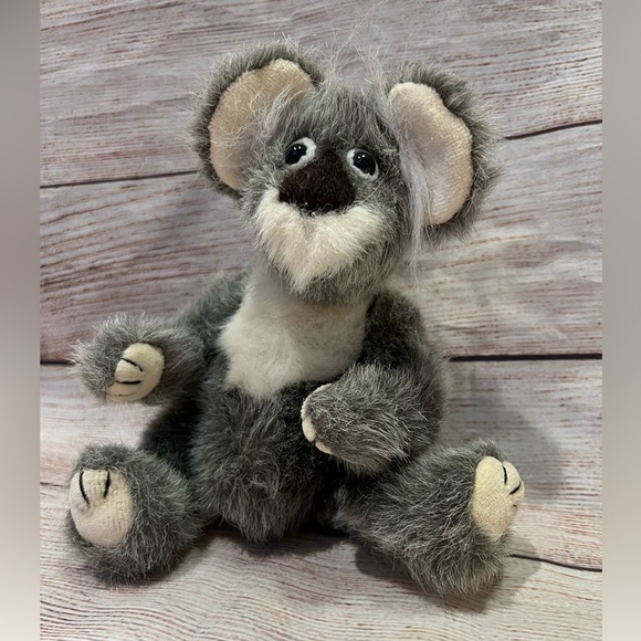 Ty Beanie Baby~ Brisbane Koala Bear The Attic Treasures Collection 1993 RETIRED - Picture 1 of 5